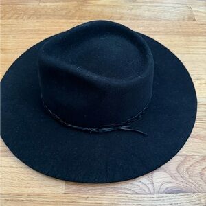 Hampui Hats Size 59 Black Felt Western Hat 8"